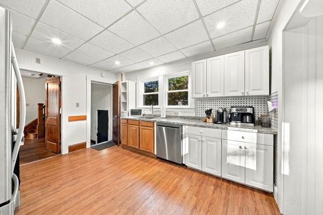 16 Jones Rd, Weston, MA 02493