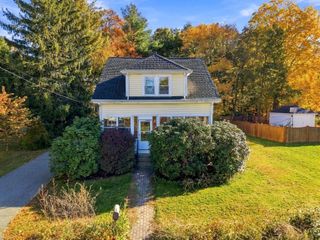16 Jones Rd, Weston, MA 02493