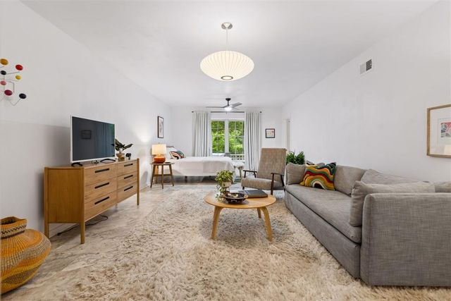 1100 Live Oak Drive, Norman, OK 73072