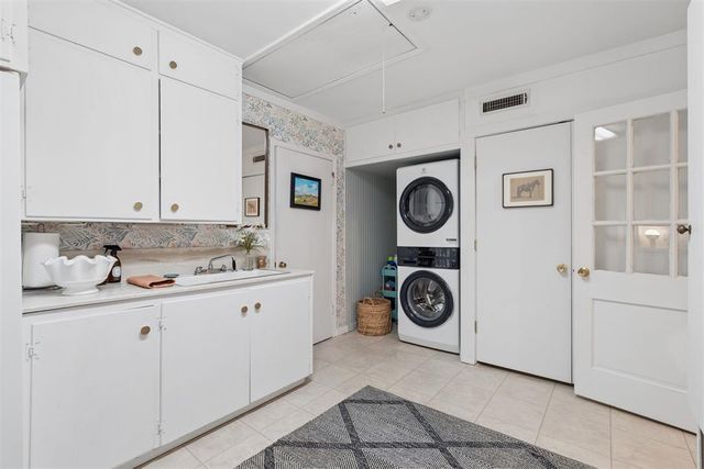 1100 Live Oak Drive, Norman, OK 73072