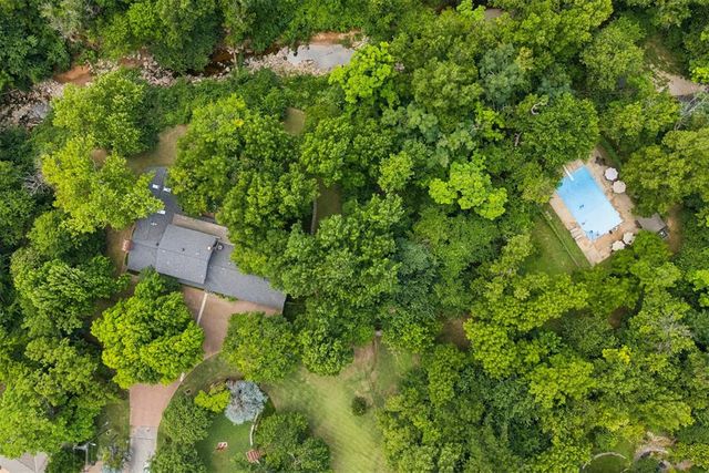 1100 Live Oak Drive, Norman, OK 73072