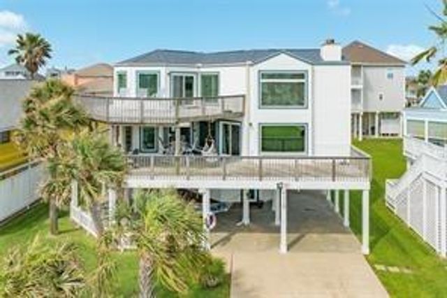 4119 Campeche Court, Galveston, TX 77554