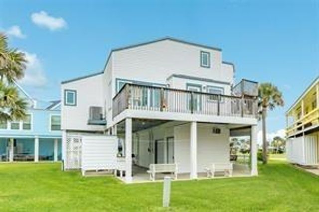 4119 Campeche Court, Galveston, TX 77554