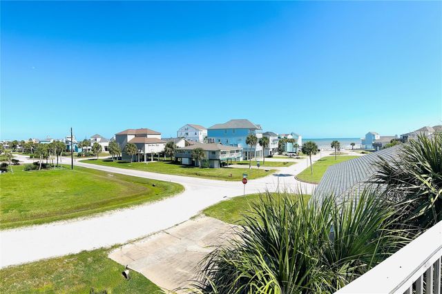 4119 Campeche Court, Galveston, TX 77554