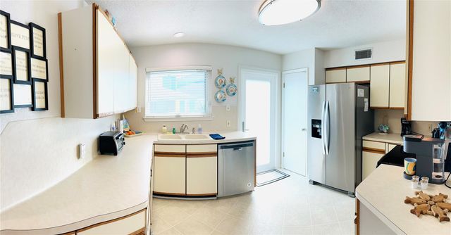 4119 Campeche Court, Galveston, TX 77554