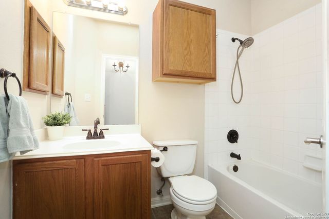3311 Fontenay, San Antonio, TX 78251