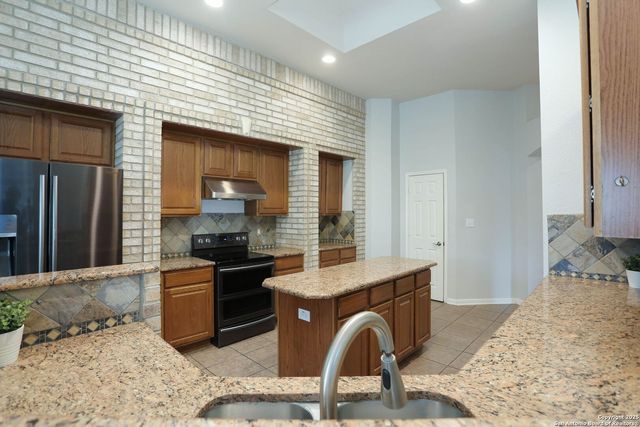 3311 Fontenay, San Antonio, TX 78251