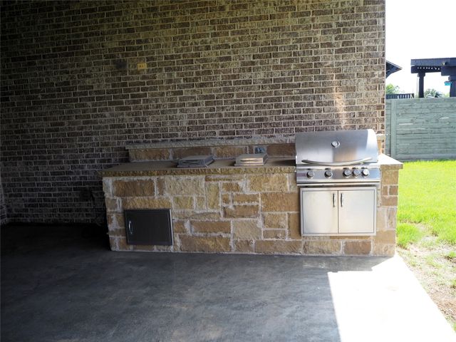 909 Fenceline Drive, Argyle, TX 76226