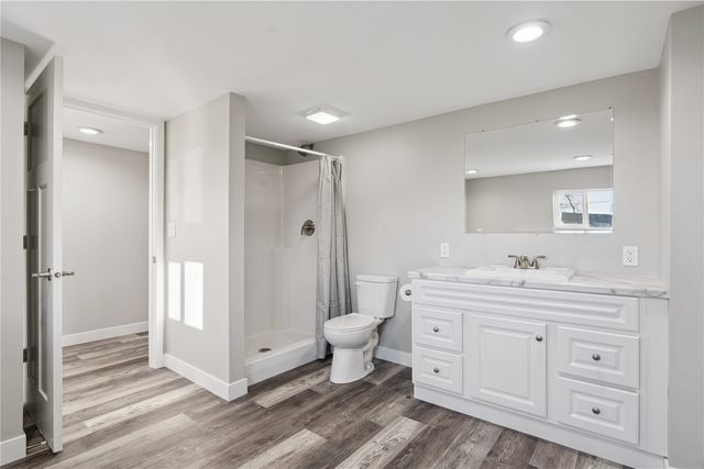 809 Jefferson Avenue, Lowden, IA 52255