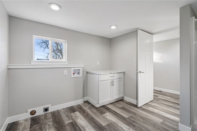 809 Jefferson Avenue, Lowden, IA 52255