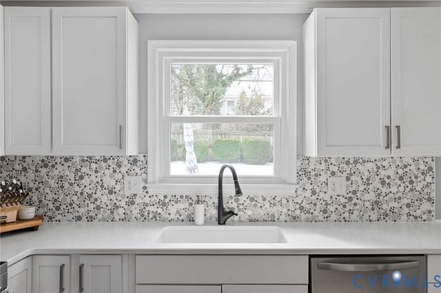 4707 Croft Cir, Glen Allen, VA 23060