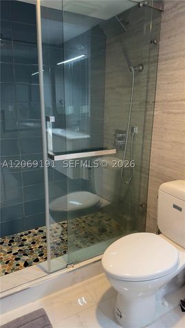 300 Bayview Dr 1102, Sunny Isles Beach, FL 33160