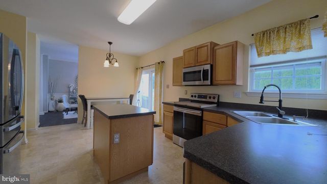 102 S INVERNESS WAY, Coatesville, PA 19320