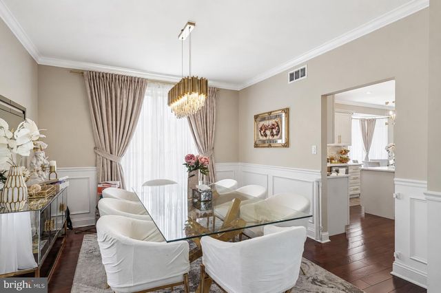 8 AUSTIN RD, Marlton, NJ 08053