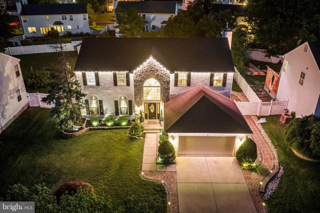 8 AUSTIN RD, Marlton, NJ 08053