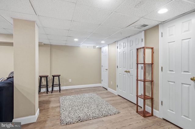 8 AUSTIN RD, Marlton, NJ 08053