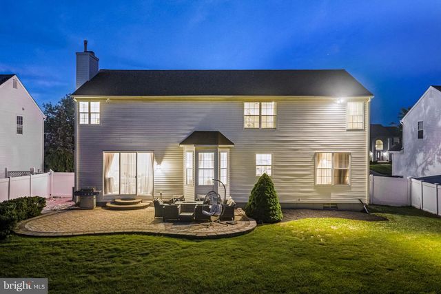 8 AUSTIN RD, Marlton, NJ 08053