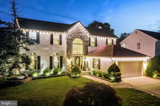 8 AUSTIN RD, Marlton, NJ 08053