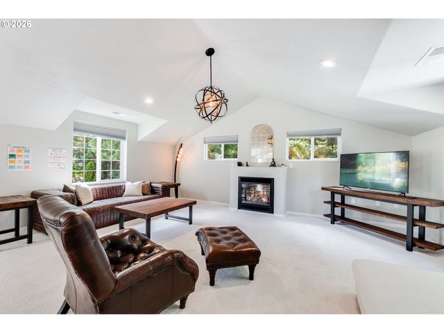 30545 Sw LADD HILL Rd, Sherwood, OR 97140