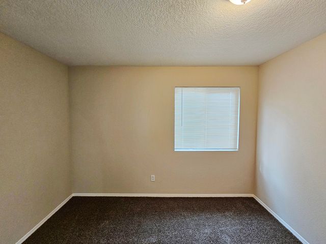 10640 CAPRICORN Place NW, Albuquerque, NM 87114