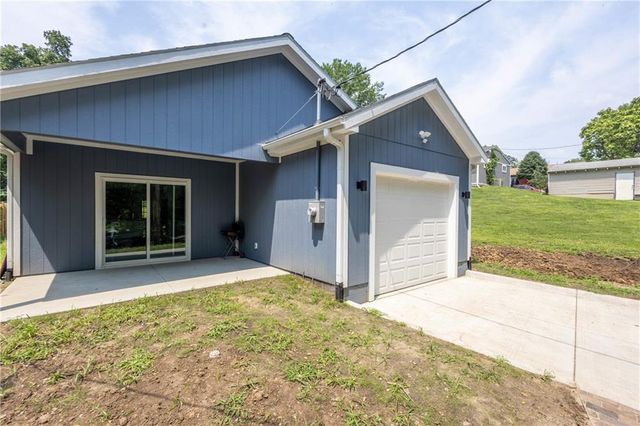 1831 N 14th Street, Kansas City, KS 66104