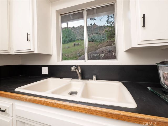 4227 Miramonte Place, Riverside, CA 92501