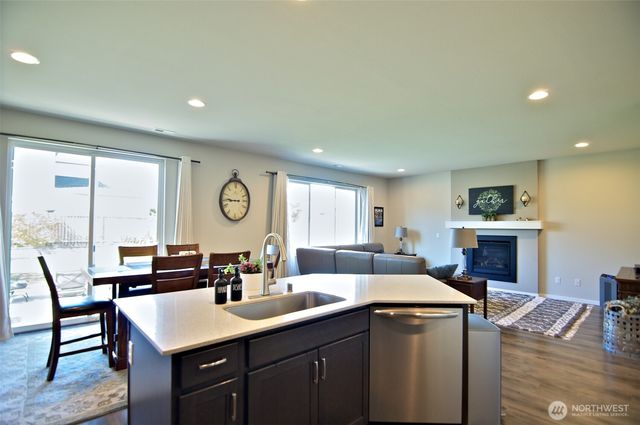 6717 281st Place NW, Stanwood, WA 98292