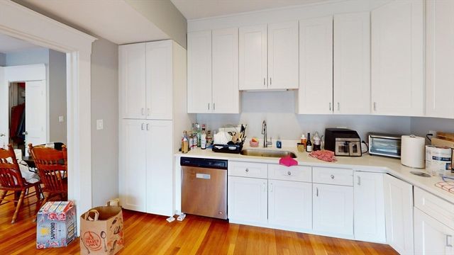 190 Kelton St 2, Boston, MA 02134