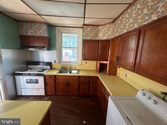 529 S MELVILLE ST, Philadelphia, PA 19143