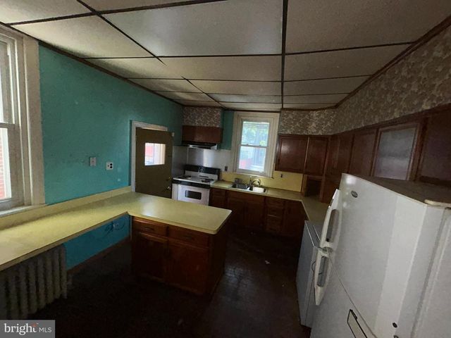 529 S MELVILLE ST, Philadelphia, PA 19143