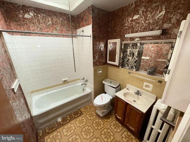 529 S MELVILLE ST, Philadelphia, PA 19143