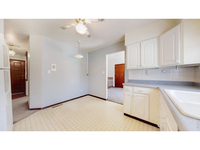 1009 Club View Rd, Fort Collins, CO 80524