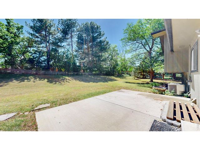 1009 Club View Rd, Fort Collins, CO 80524