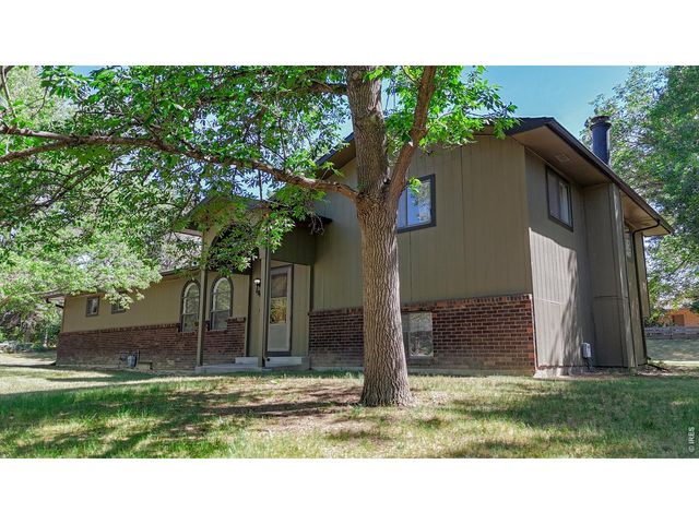 1009 Club View Rd, Fort Collins, CO 80524