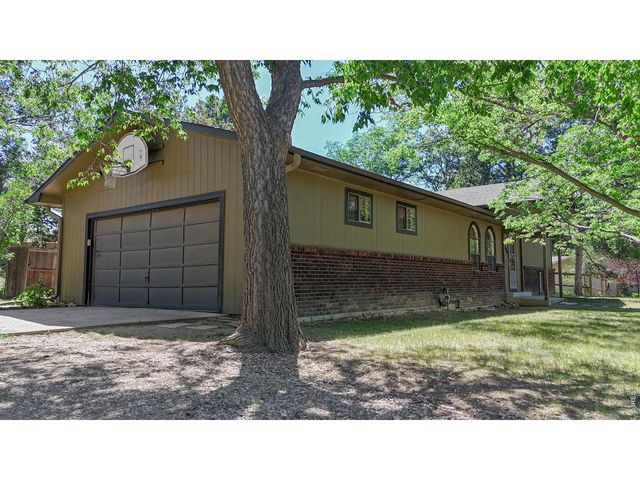 1009 Club View Rd, Fort Collins, CO 80524
