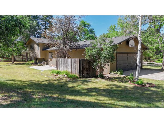 1009 Club View Rd, Fort Collins, CO 80524