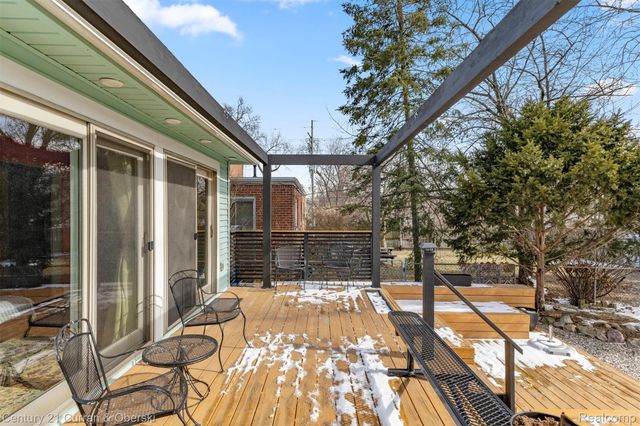 260 E Cambourne Street, Ferndale, MI 48220