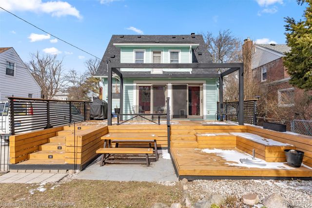 260 E Cambourne Street, Ferndale, MI 48220