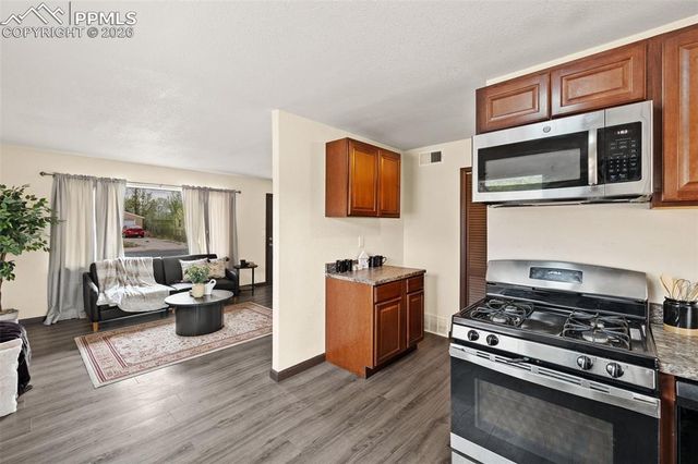 1211 Florence Avenue, Colorado Springs, CO 80905