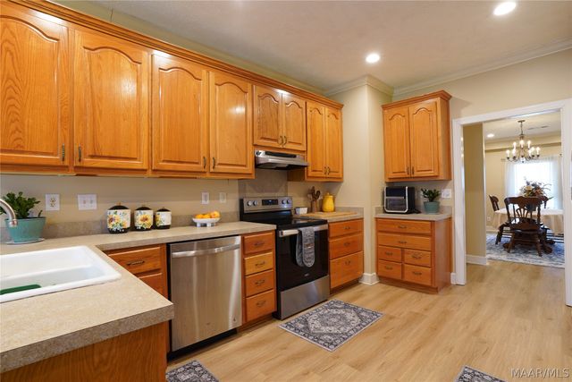 705 YELLOWSTONE Drive, Prattville, AL 36067