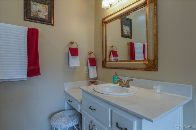 705 YELLOWSTONE Drive, Prattville, AL 36067