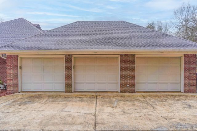 705 YELLOWSTONE Drive, Prattville, AL 36067