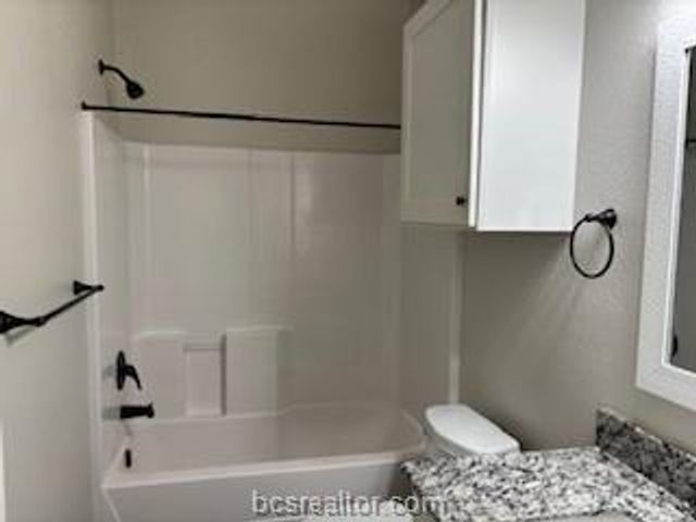 301 Southwest Parkway 309, College Station, TX 77840