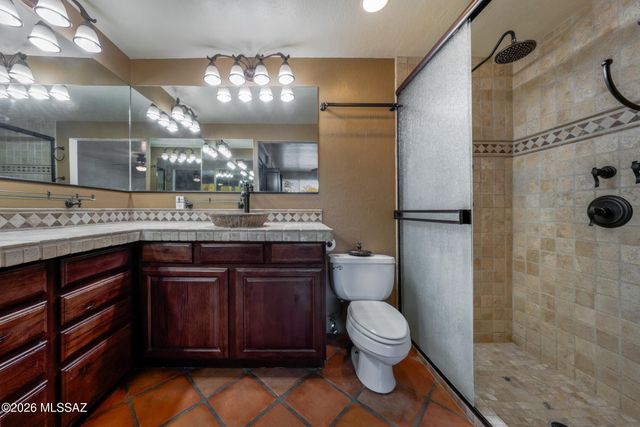 7221 E Sabino Vista Drive, Tucson, AZ 85750