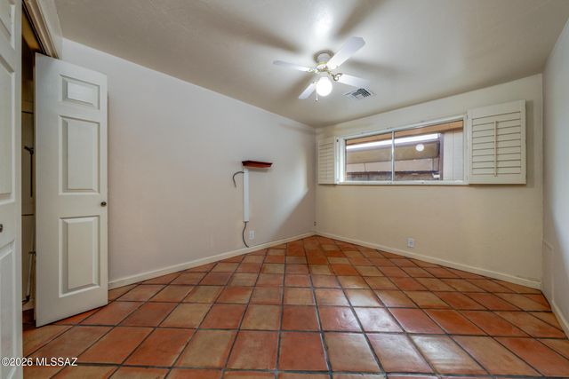 7221 E Sabino Vista Drive, Tucson, AZ 85750