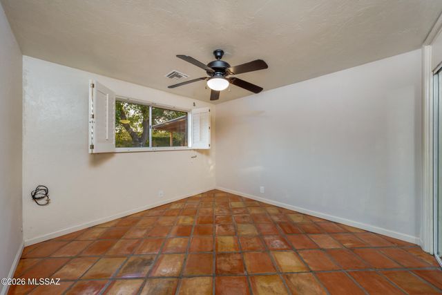 7221 E Sabino Vista Drive, Tucson, AZ 85750