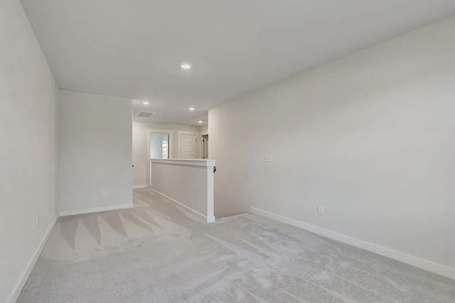 653 Birdie Dr, Spring Hill, TN 37174