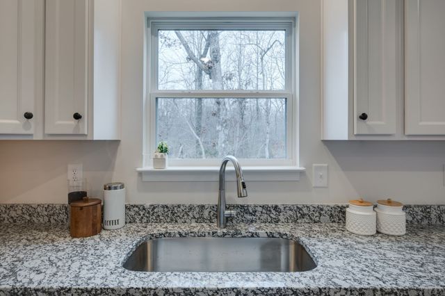 57 Truform Way, Dickson, TN 37055