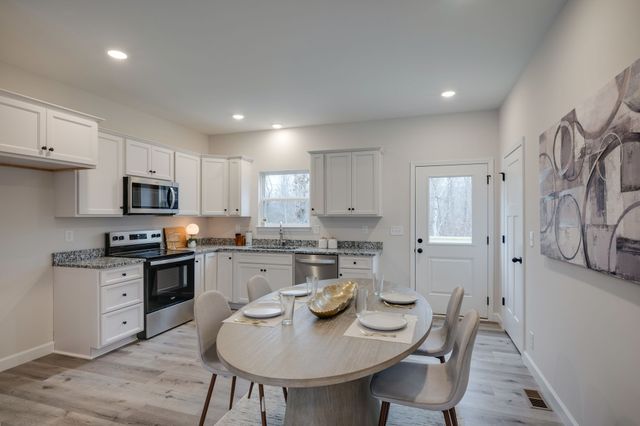 57 Truform Way, Dickson, TN 37055