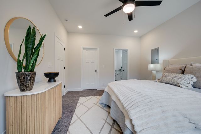 57 Truform Way, Dickson, TN 37055